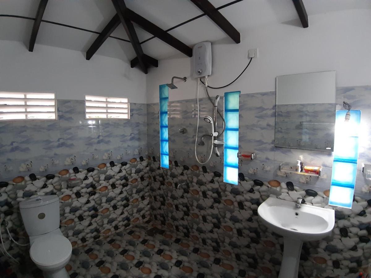 Hellen Homestay Негомбо Екстер'єр фото